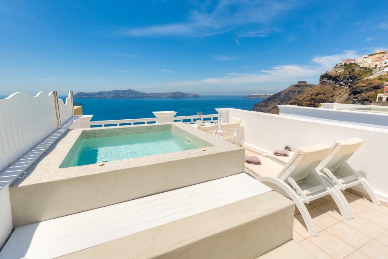 Iriana Suites Fira  Exterior foto